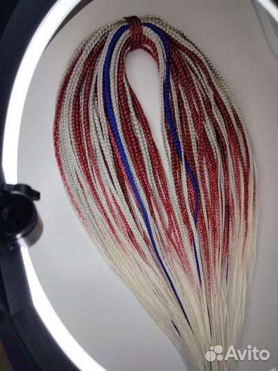 Комплект се де кос/дред на заказ