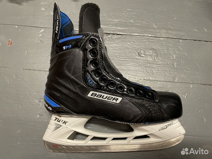 Хоккейные коньки bauer pro stock