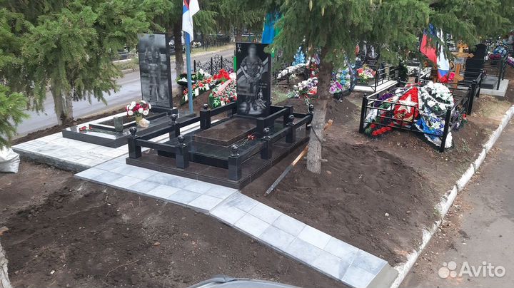 Облагораживание могил, живые/искусственные цветы