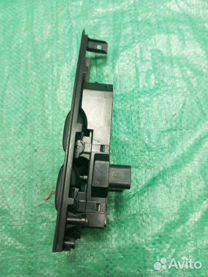 Блок управления стеклоподъемниками Honda Stream