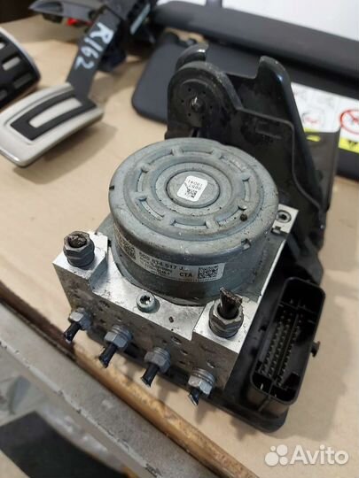 Блок абс Skoda Octavia A7 RS