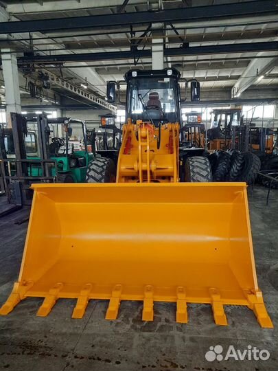 Фронтальный погрузчик Lonking CDM835, 2023
