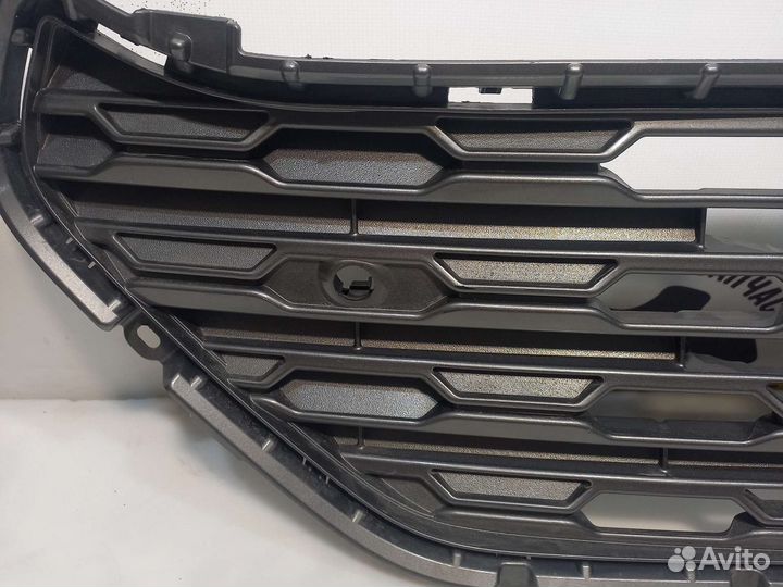 Решотка радиатора Toyota Rav 4,XA50