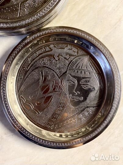 Столовые приборы. Блюдце металл