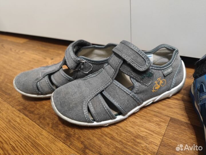 Комплект обуви: 5 пар на лето или школу