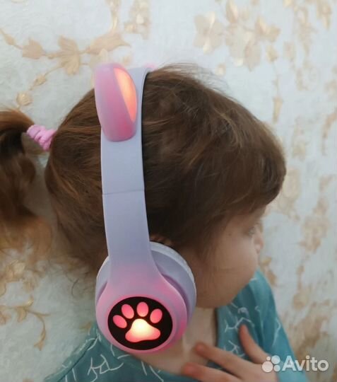 Беспроводные наушники с ушками новые