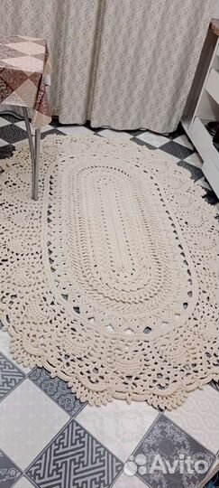 Ажурный ковер из полиэфирного шнура