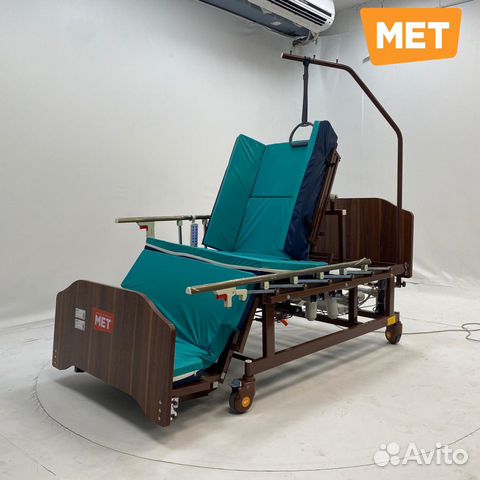 MET Emet Медицинская кровать с туалетом