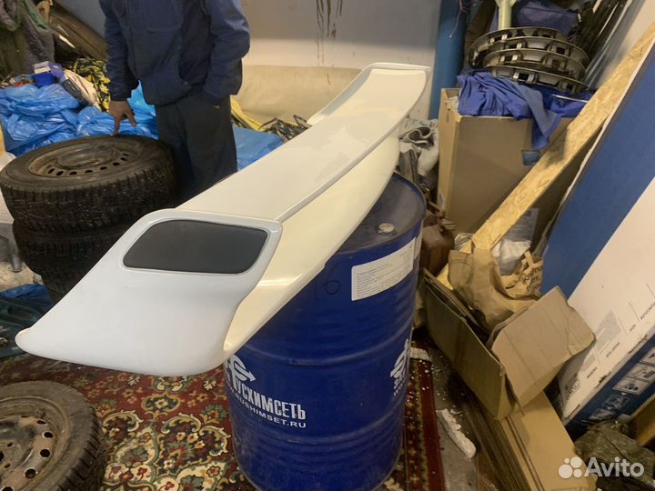 Спойлер subaru