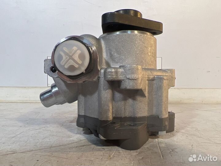 Насос гидроусилителя гур новый Audi A6 (1997-2005)