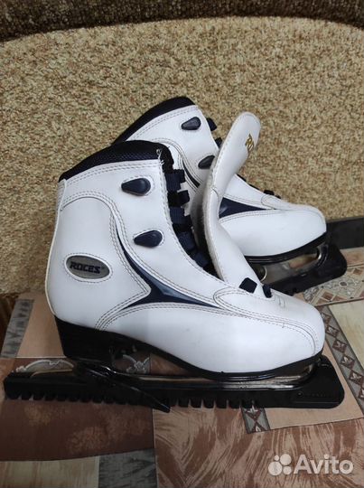 Коньки фигурные