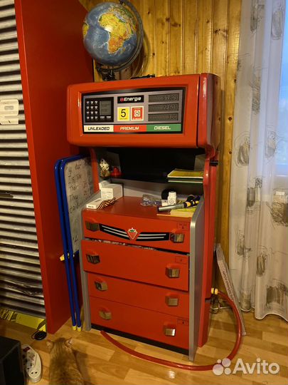 Комплект мебели в детскую комнату