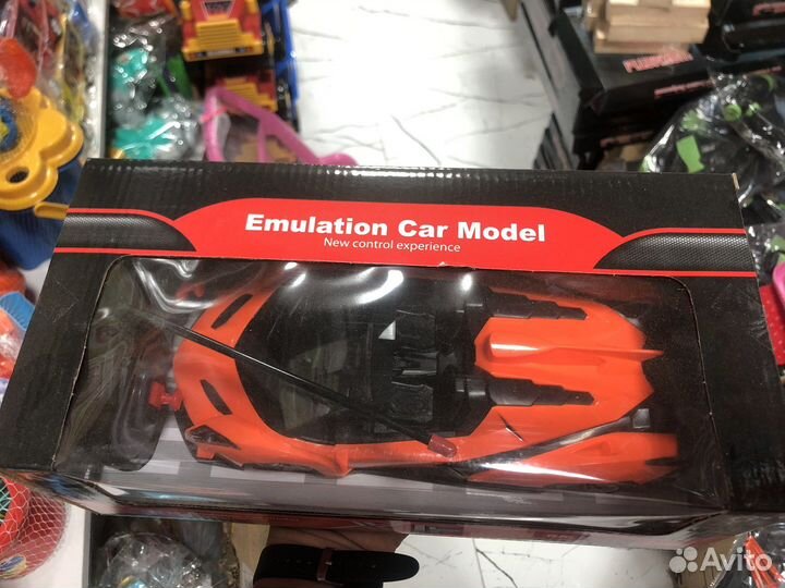 Машина с пультом