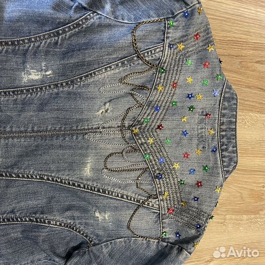 Куртка джинсовая