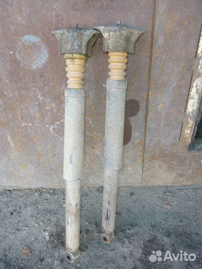 Амортизатор задний Ford Focus 2