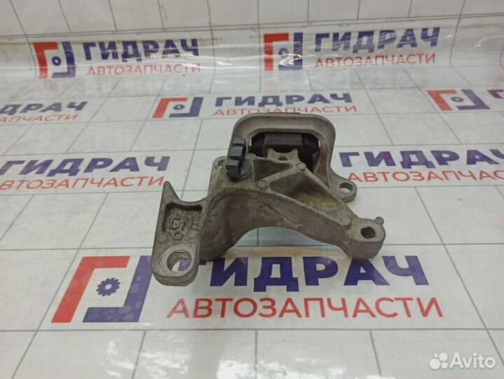 Опора двигателя правая Renault Megane 3 112100014R