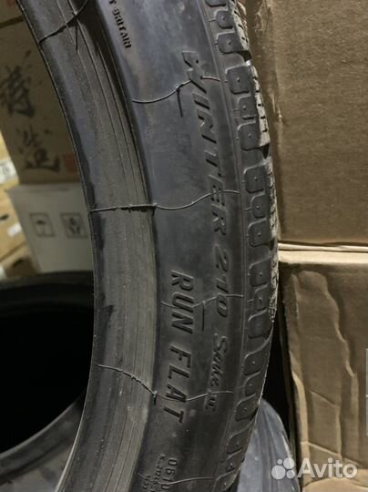 Pirelli Winter 210 SnowControl Serie II 225/40 R19 98H