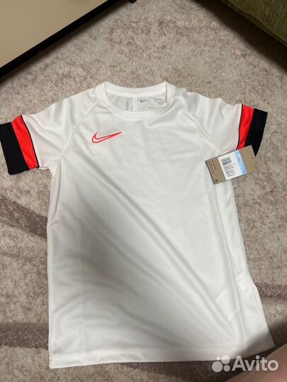 Спортивные вещи брендовые