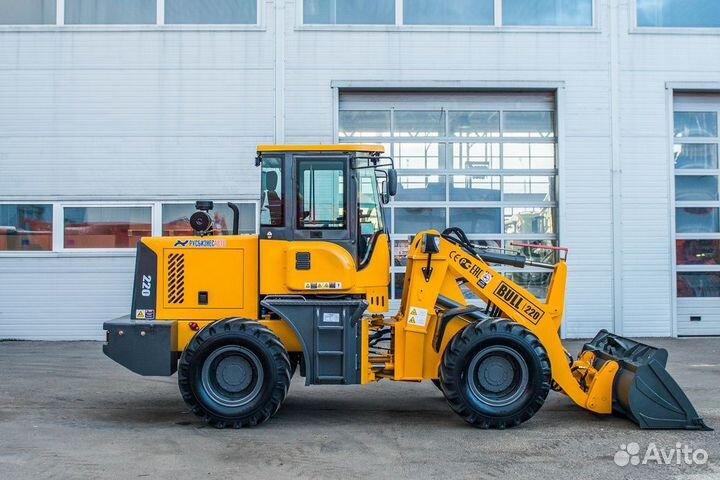 Фронтальный погрузчик Bull SL220, 2022