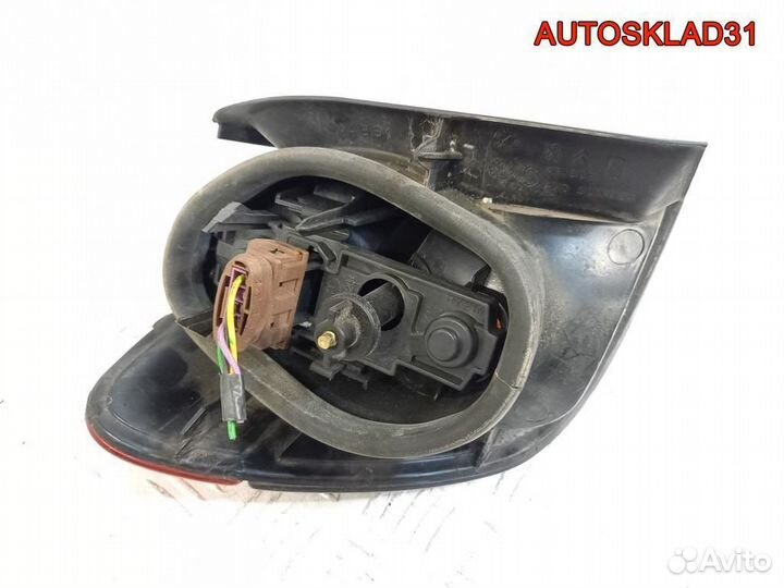 Фонарь задний наружный правый Peugeot 406 6351H5