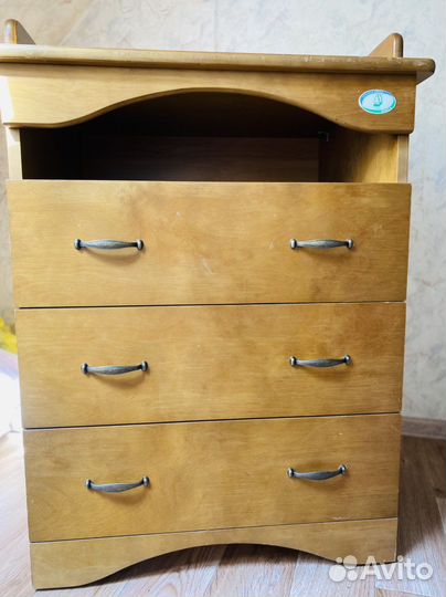 Комод+кроватка с маятником и ящиком, фирма Можга