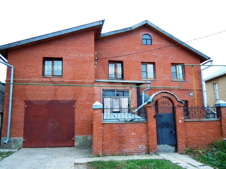 Коттедж 283 м² на участке 7 сот.