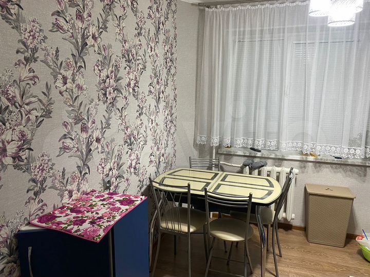3-к. квартира, 68 м², 2/5 эт.