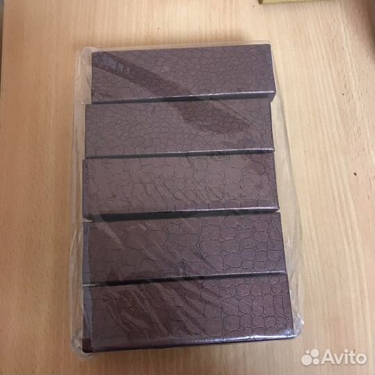 Подарочные коробки