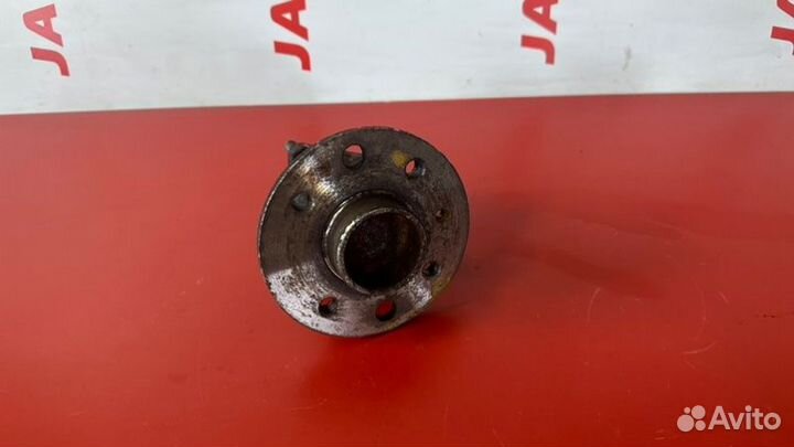 Ступица задняя правая Opel Astra H 1.6 Z16XEP 2007