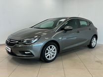 Opel Astra 1.4 AT, 2018, 55 000 км, с пробегом, цена 1 650 000 руб.