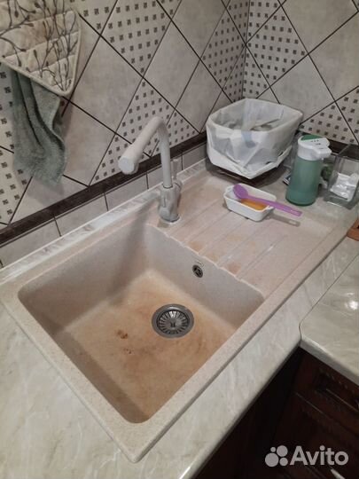 Мойка окон и балконов Уборка квартир. Клининг