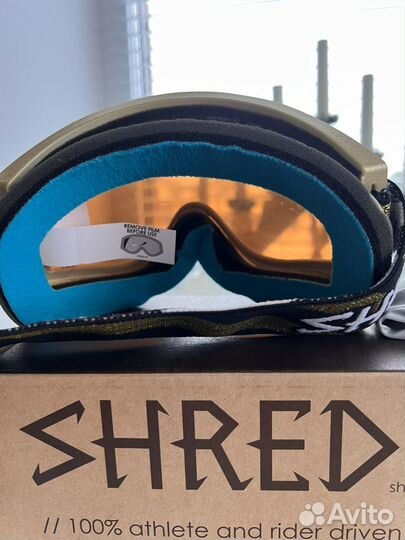 Горнолыжные очки shred