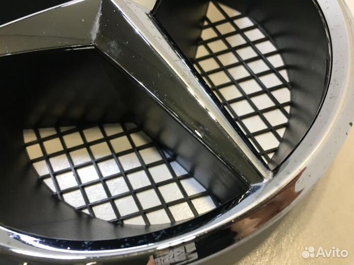 Эмблема Mercedes-Benz E-Class W212