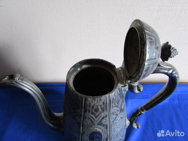 Прекрасный кувшин для напитков. Англия 19 век