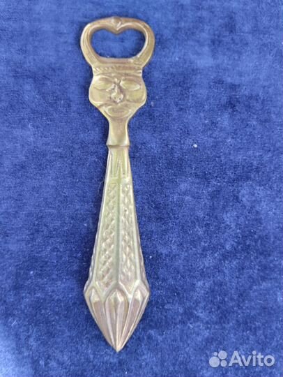 Ключ открывачка старинный. Ваза нклп 1936