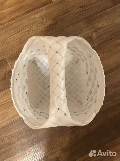 Корзина плетеная