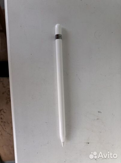 Apple пенсил 1