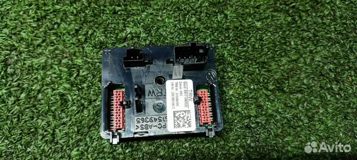 Блок электронный VW Touareg 2002-2010