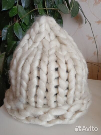 Шапка имиджевая очень крупные косы