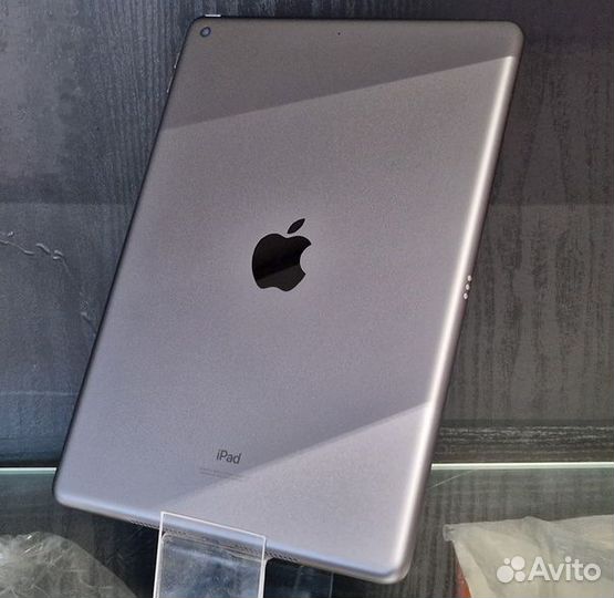 Планшет Apple iPad (9th Gen) Wi-Fi 256 гб