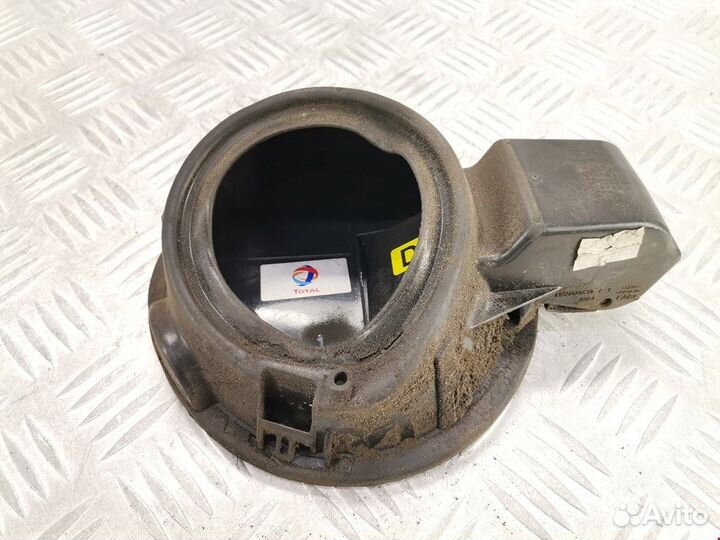 Лючок бензобака Peugeot 208 1 (2012-2019)