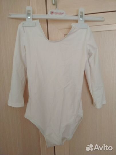 Два купальника гимнастич. 98 см и 125