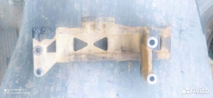 Кронштейн генератора Камминз ISF 3.8