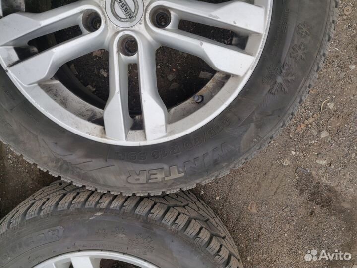 Колеса зимние r16 215/60 с дисками nissan