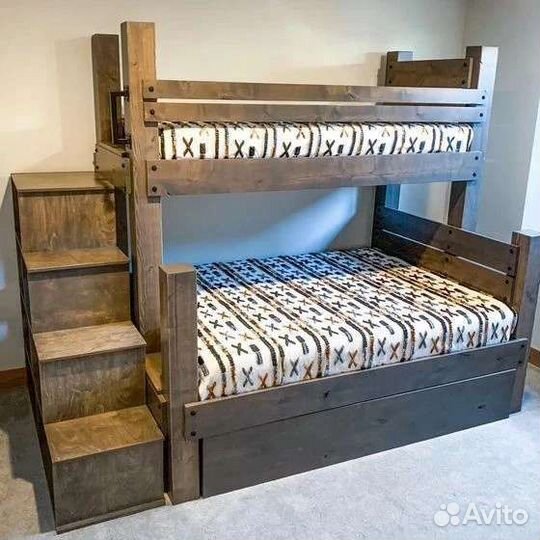 Кровать двухъярусная