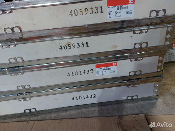 Распредвал каминс 15