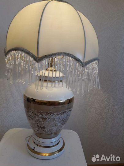 Лампа настольная