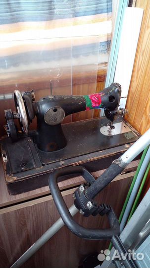 Швейная машинка