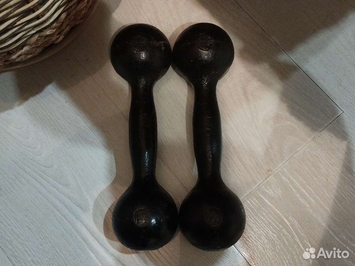 Гантели по 3 кг