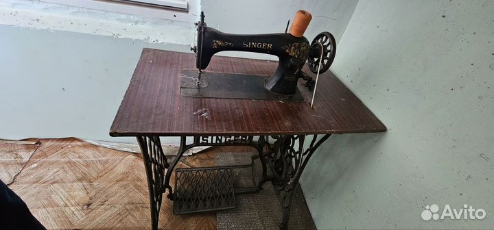 Ножная машинка singer